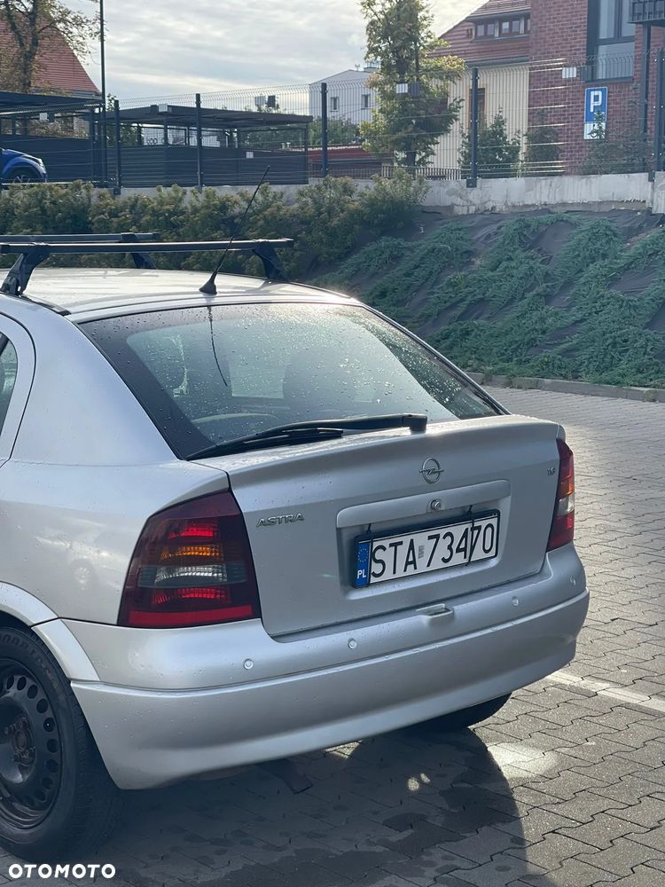 Opel Astra II 1.6 NJoy - 12