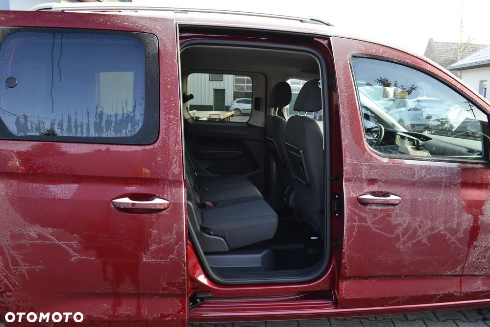 Ford Tourneo Connect - 11