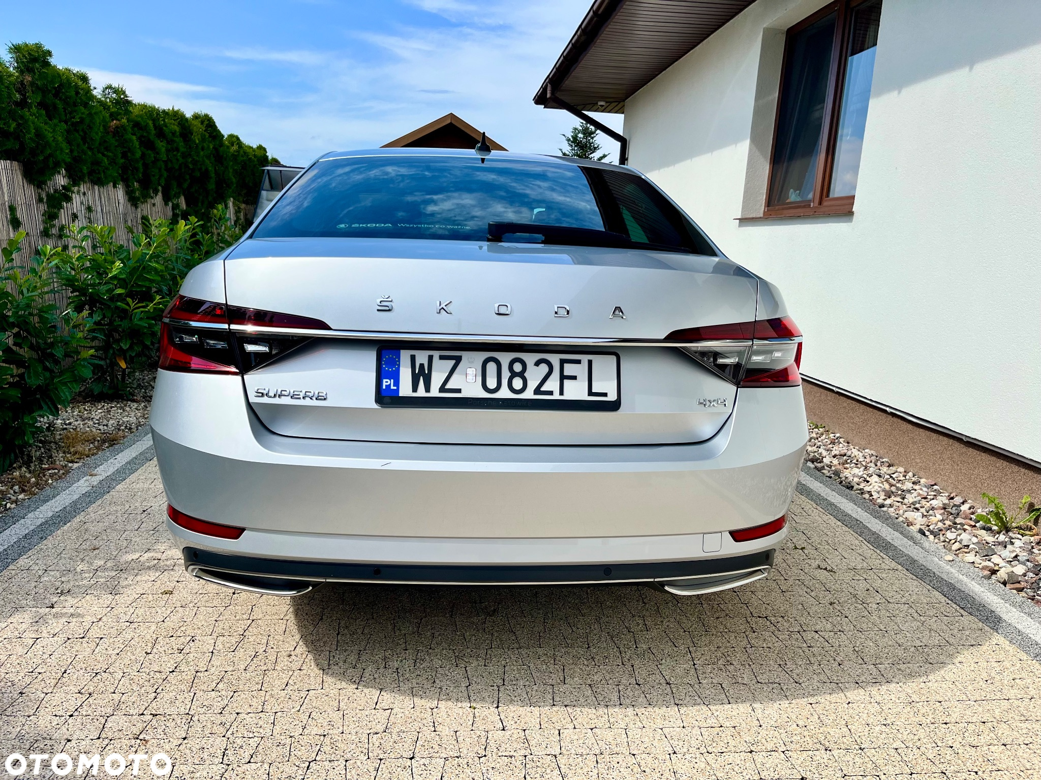 Skoda Superb 2.0 TDI SCR 4x4 L&K DSG - 2