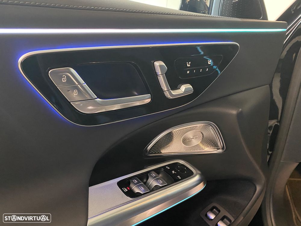 Mercedes-Benz E 53 AMG Hybrid 4Matic+ - 13