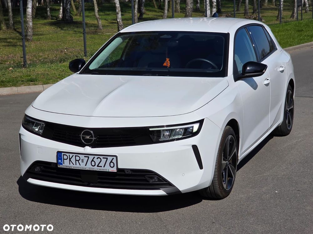 Opel Astra 1.6 T Plug-in Hybrid GSe - 29