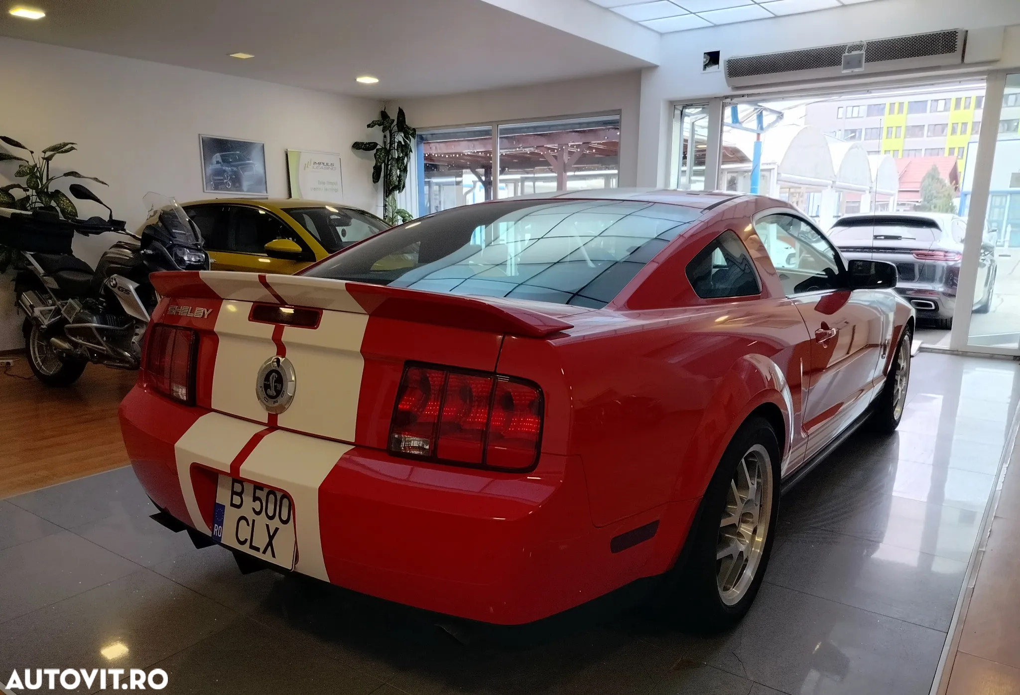 Ford Mustang - 5
