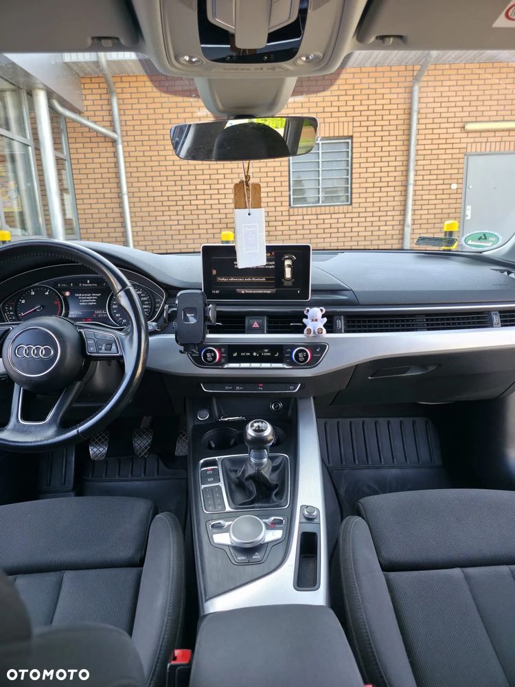 Audi A4 Avant 2.0 TDI - 8