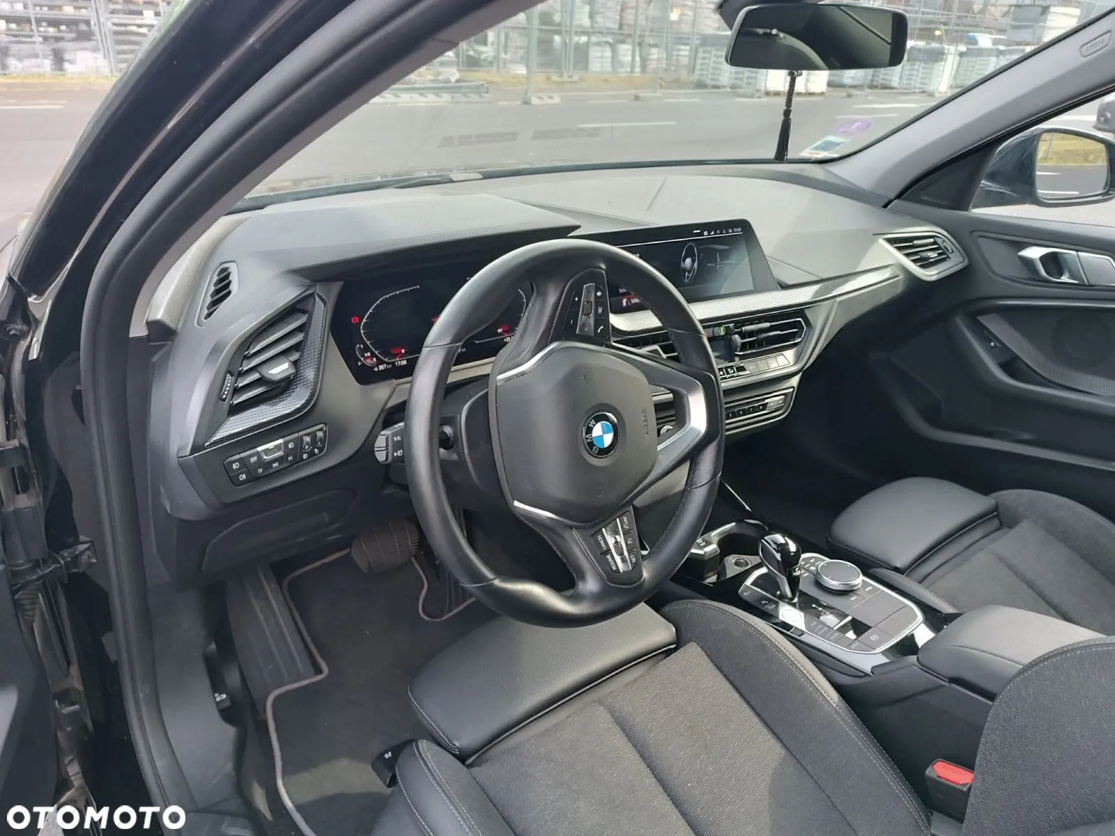 BMW Seria 1 118i Sport Line - 15