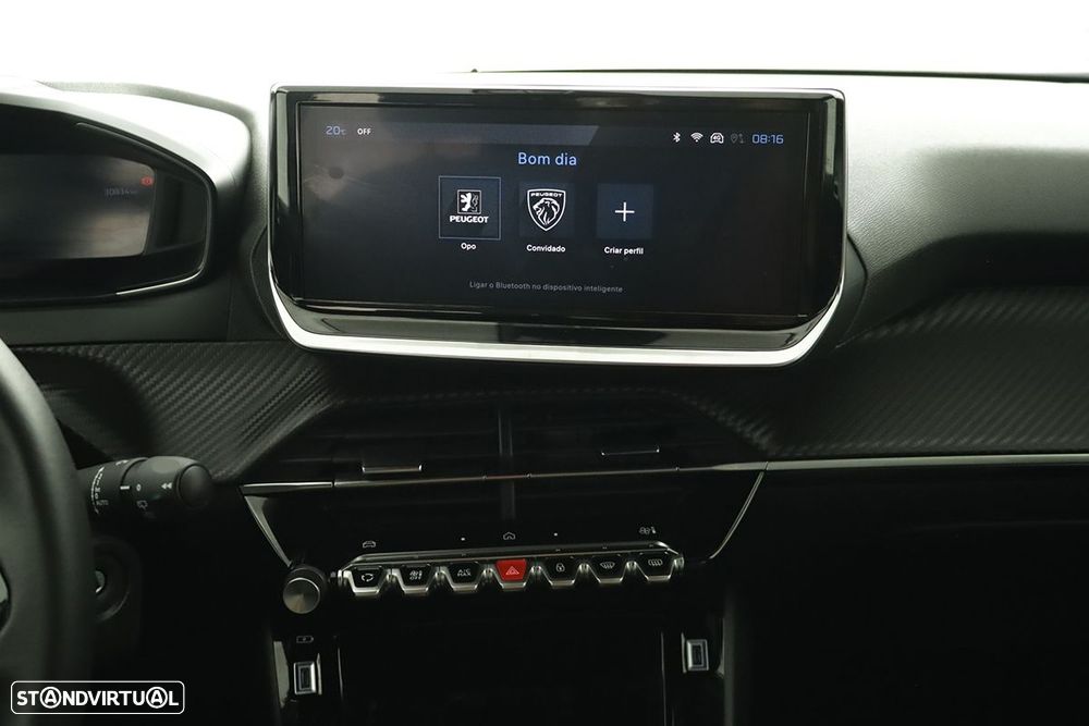 Peugeot 2008 1.2 PureTech Allure EAT8 - 9