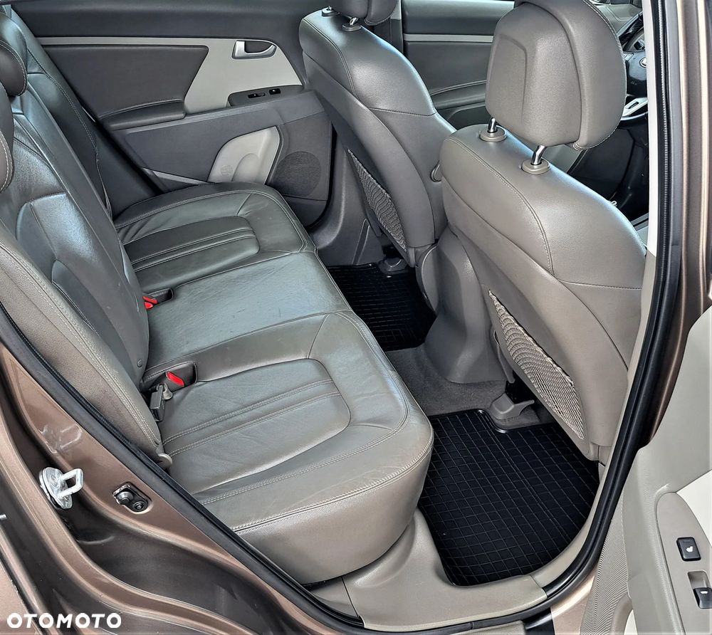 Kia Sportage 2.0 CRDI AWD VISION - 23