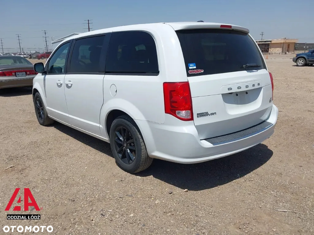 Dodge Grand Caravan 3.6 R/T - 13
