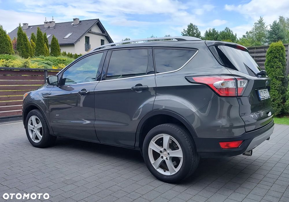 Ford Kuga 2.0 TDCi 4x4 Titanium - 24