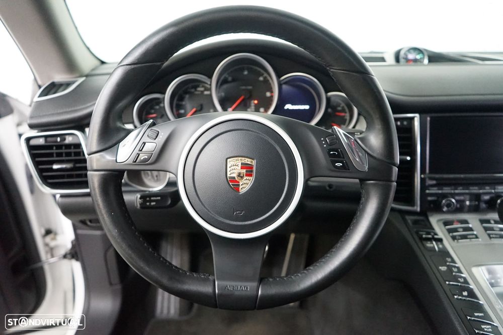 Porsche Panamera Platinum Edition - 21