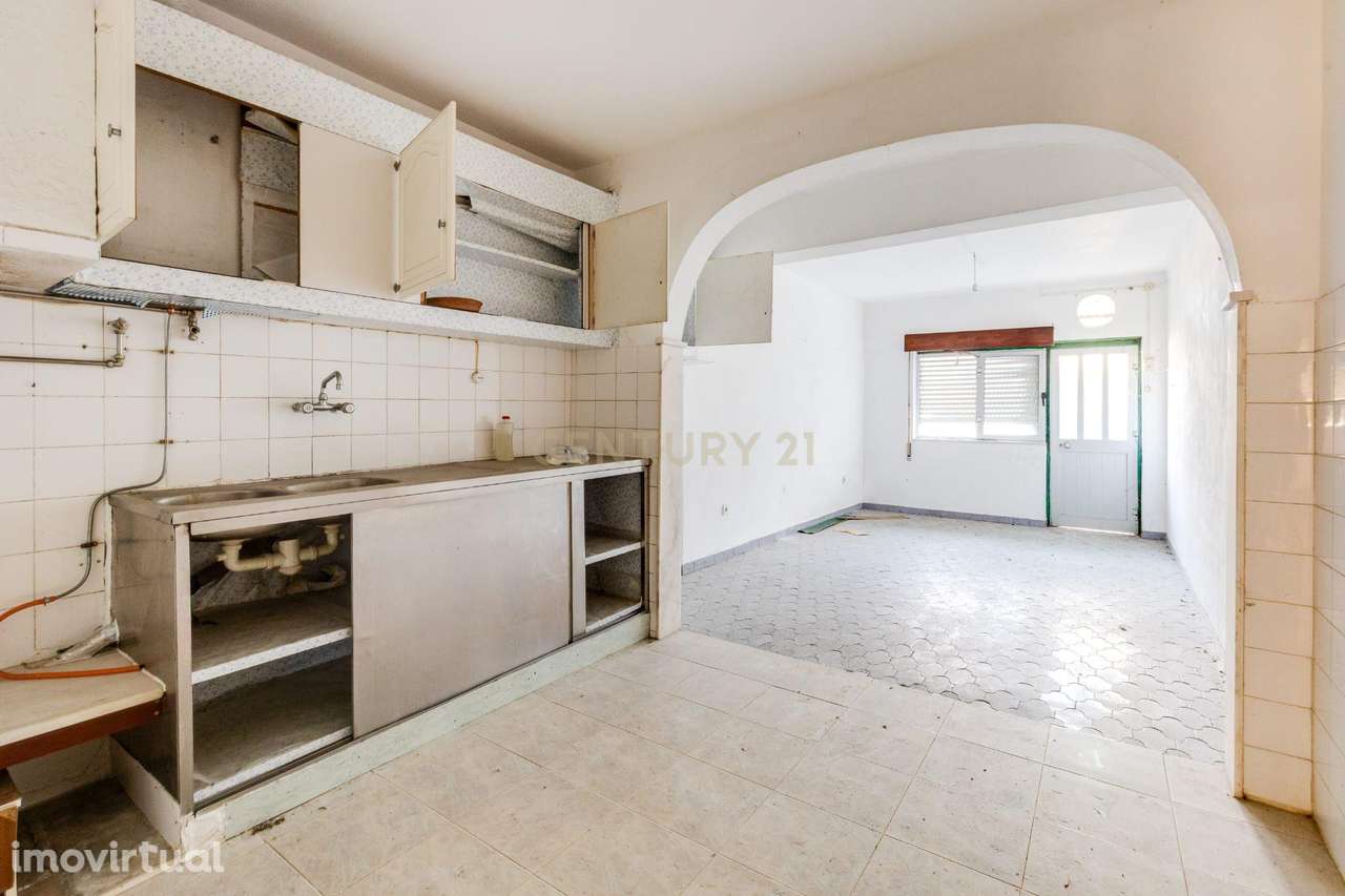 Moradia T5 ( Habitação ou investimento) - Grande imagem: 4/27