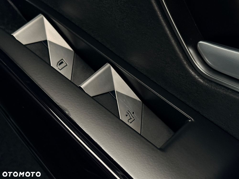 DS Automobiles DS 7 Crossback 2.0 BlueHDi Louvre - 23