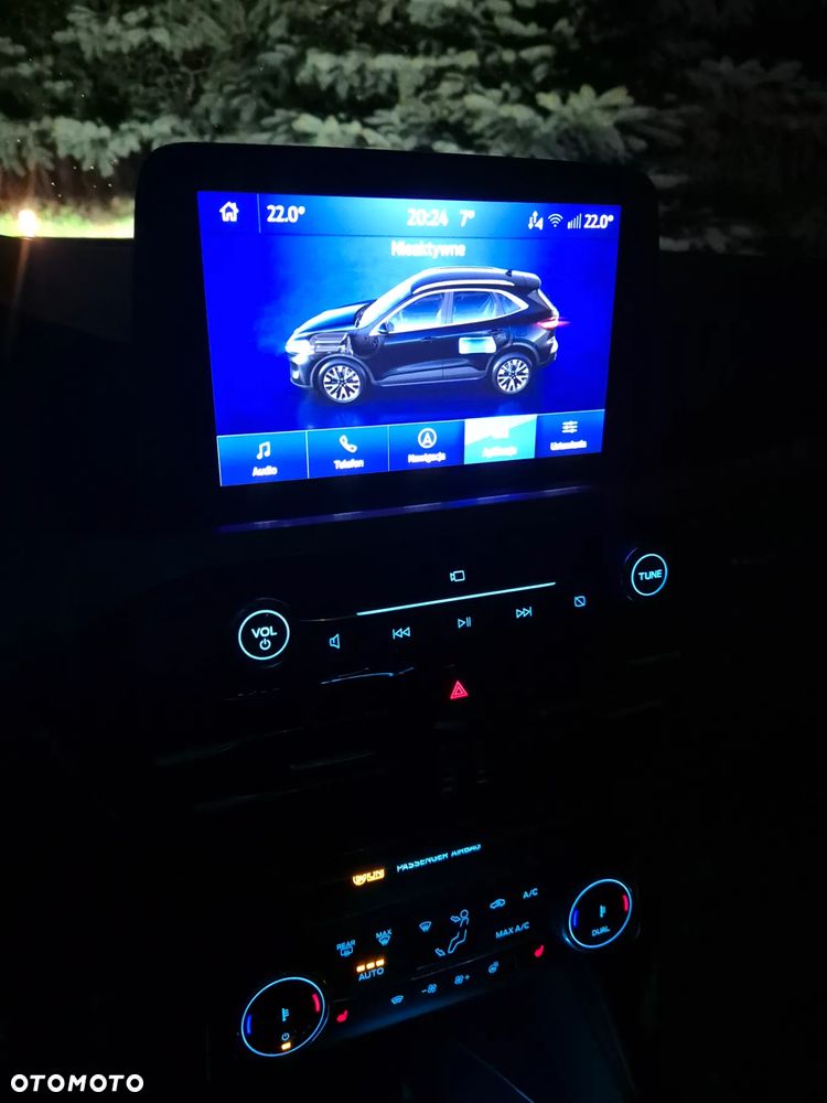 Ford Kuga 2.5 FHEV FWD Titanium X - 14