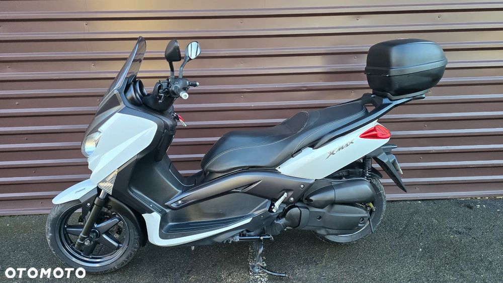 Yamaha X-max - 1