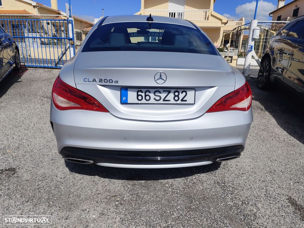 Mercedes-Benz CLA 200 d Urban - 10