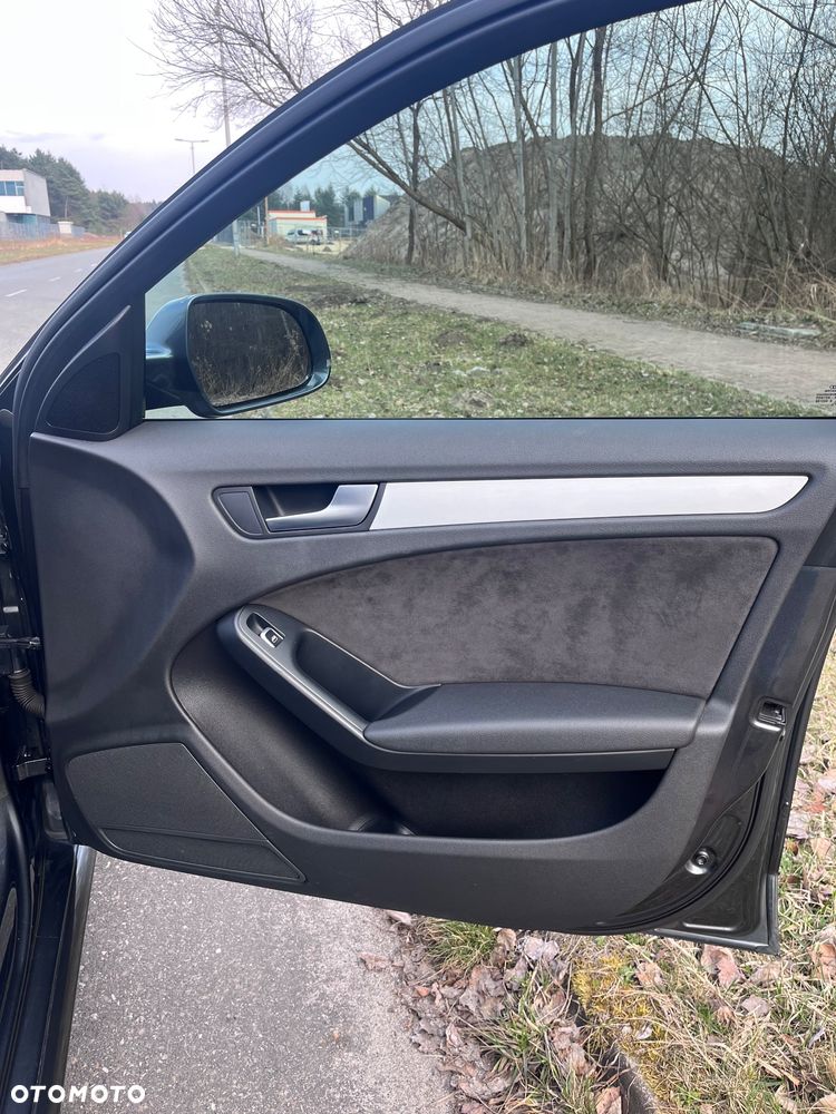 Audi A4 Avant 2.0 TDI Quattro S tronic - 15