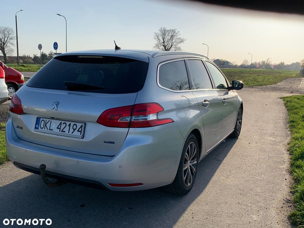 Peugeot 308 - 3