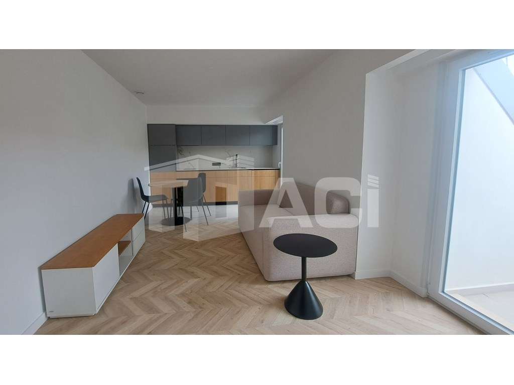 Apartamento T1- MOBILADO - Grande imagem: 4/11