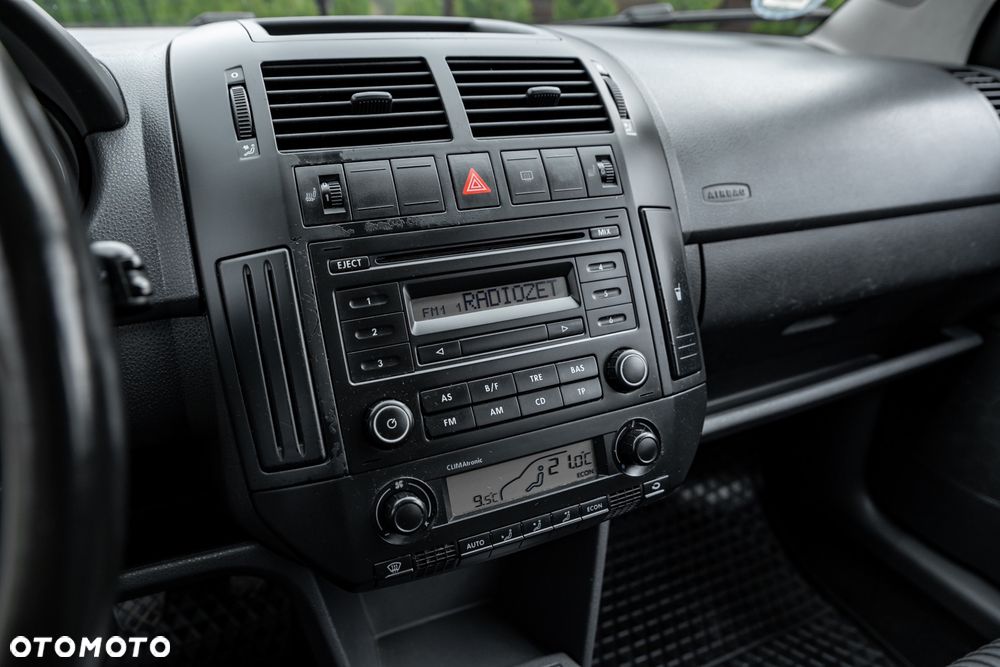 Volkswagen Polo 1.2 Comfortline - 29
