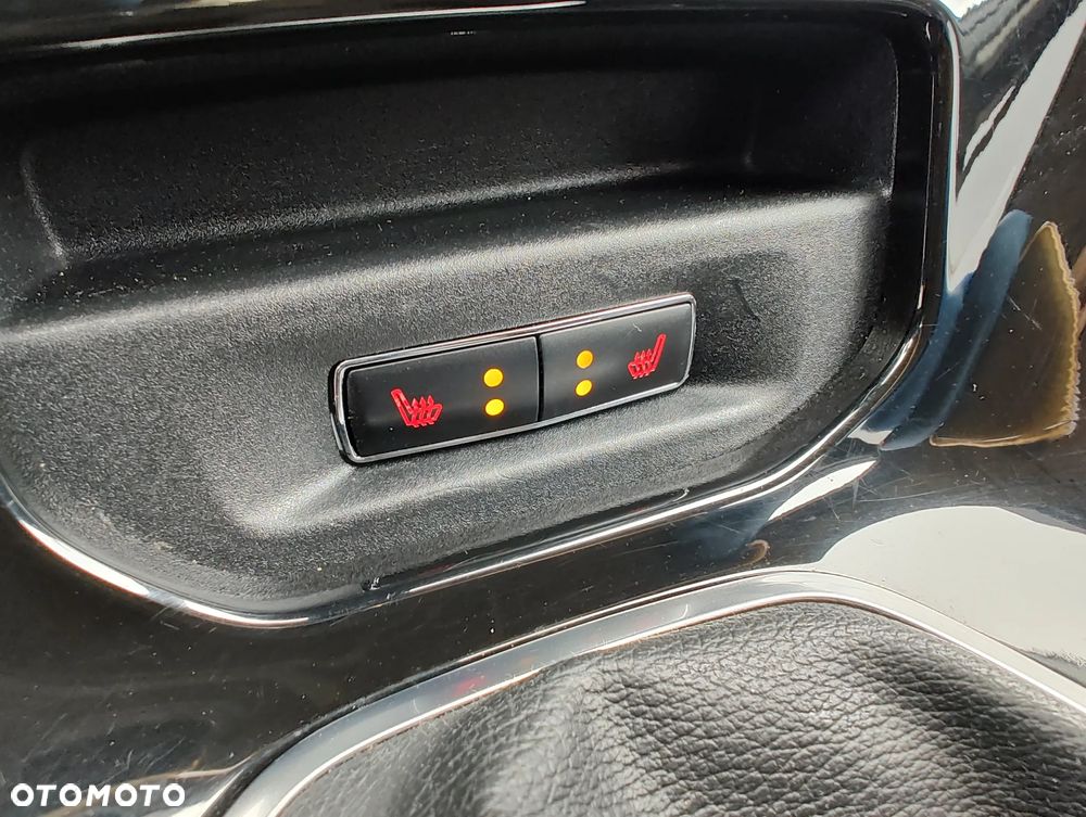 Ford Fiesta 1.0 EcoBoost S&S TITANIUM X - 20