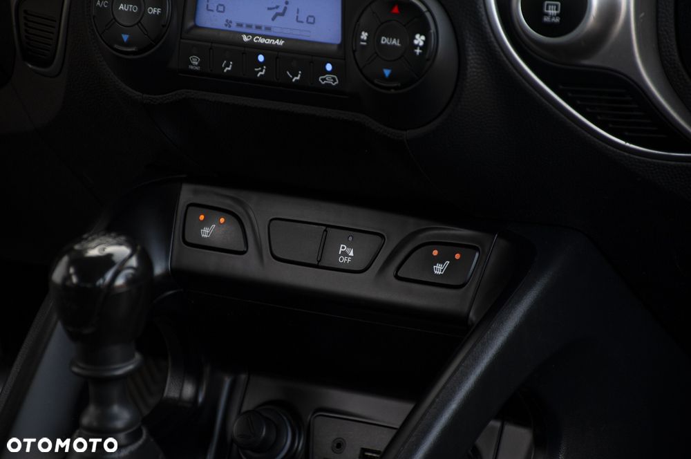 Hyundai ix35 2.0 CRDi 4WD Premium - 6