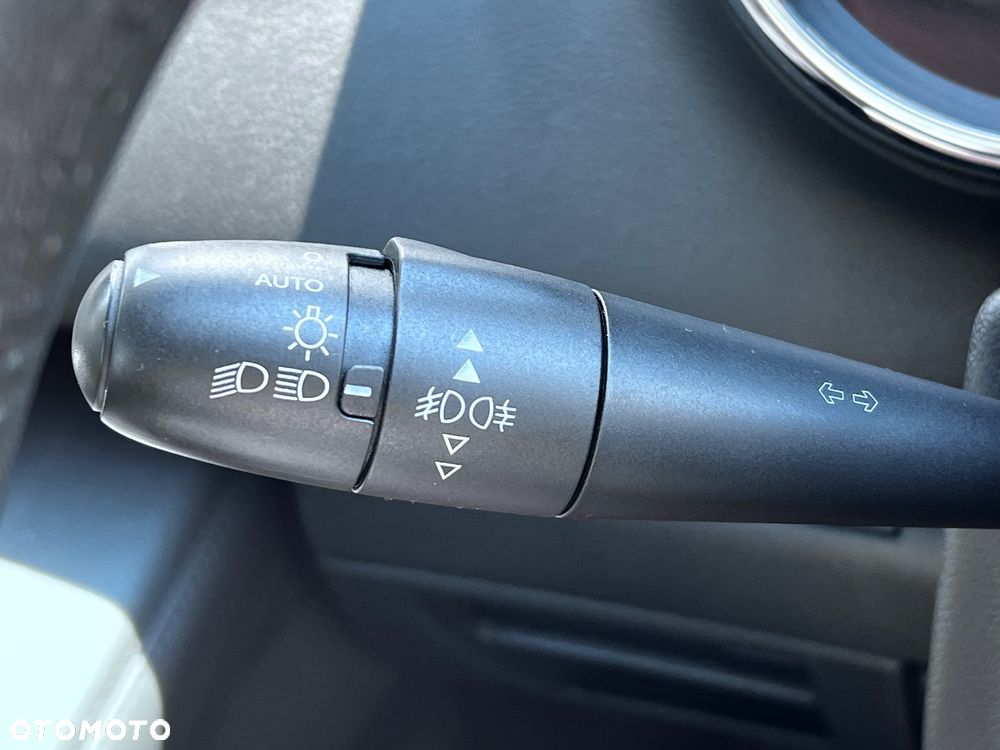 Peugeot 5008 HDI FAP 115 Business-Line - 19