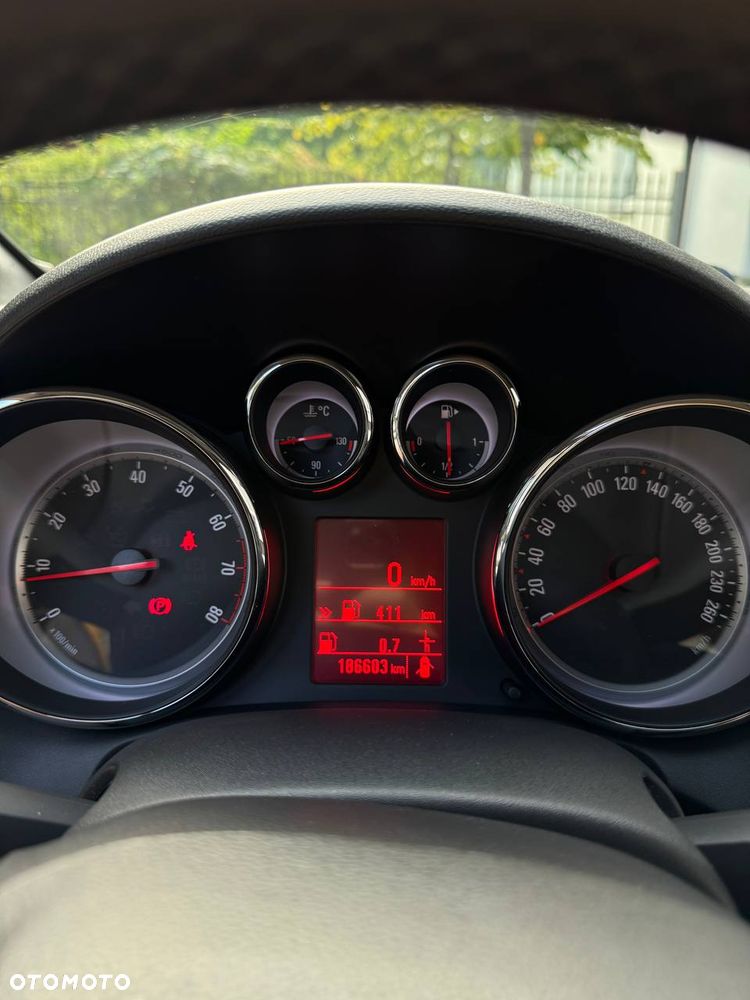 Opel Astra 1.4 Turbo - 15