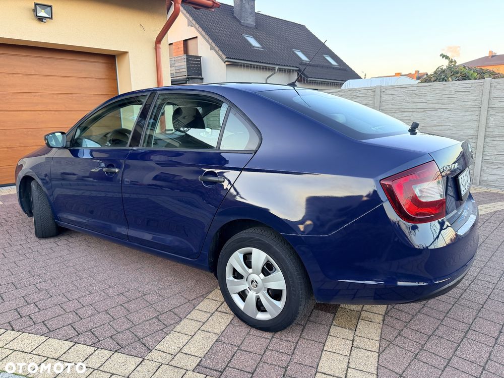 Skoda RAPID 1.0 TSI Active - 10