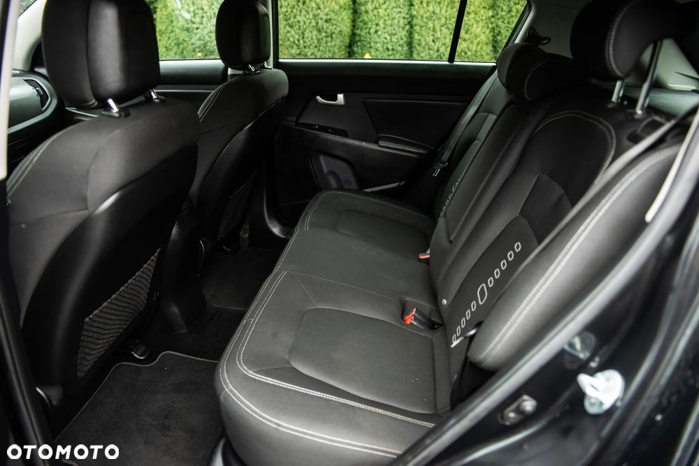 Kia Sportage 1.6 GDI 2WD Dream-Team Edition - 24