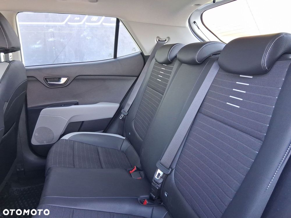 Kia Stonic 1.2 L - 16