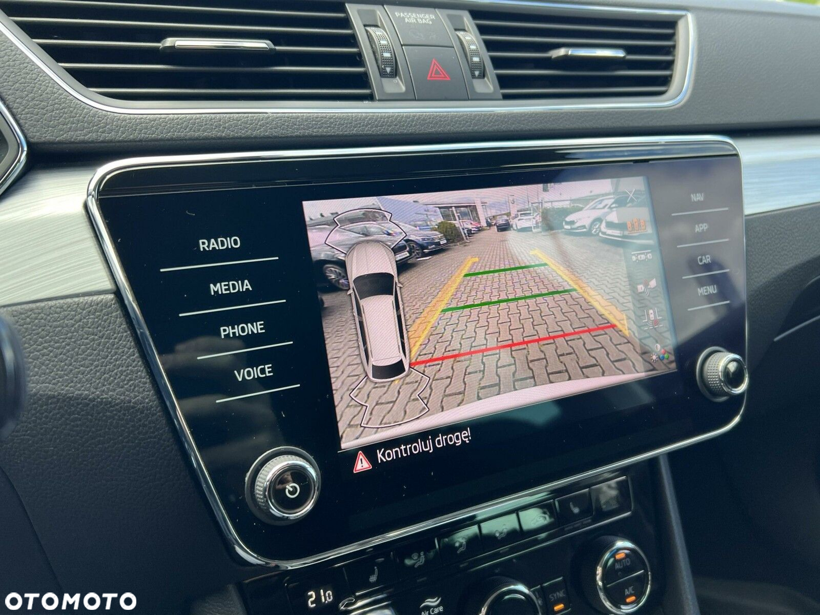 Skoda Superb 1.5 TSI Ambition DSG - 26
