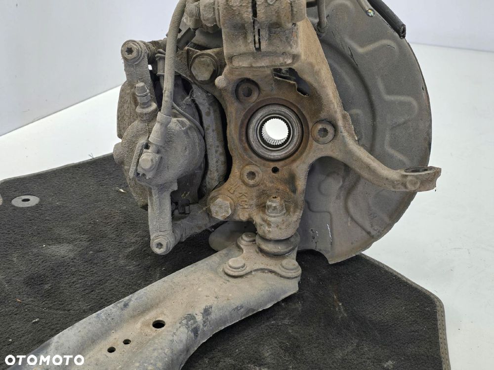 AUDI A3 8V 13R ZWROTNICA WAHACZ PRAWY PRZÓD 2.0TDI - 3