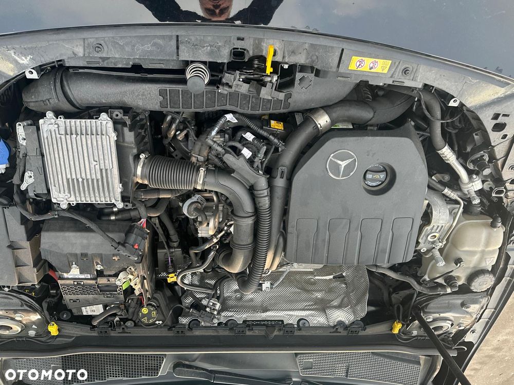 Mercedes-Benz CLA 200 mHEV AMG Line 7G-DCT - 3