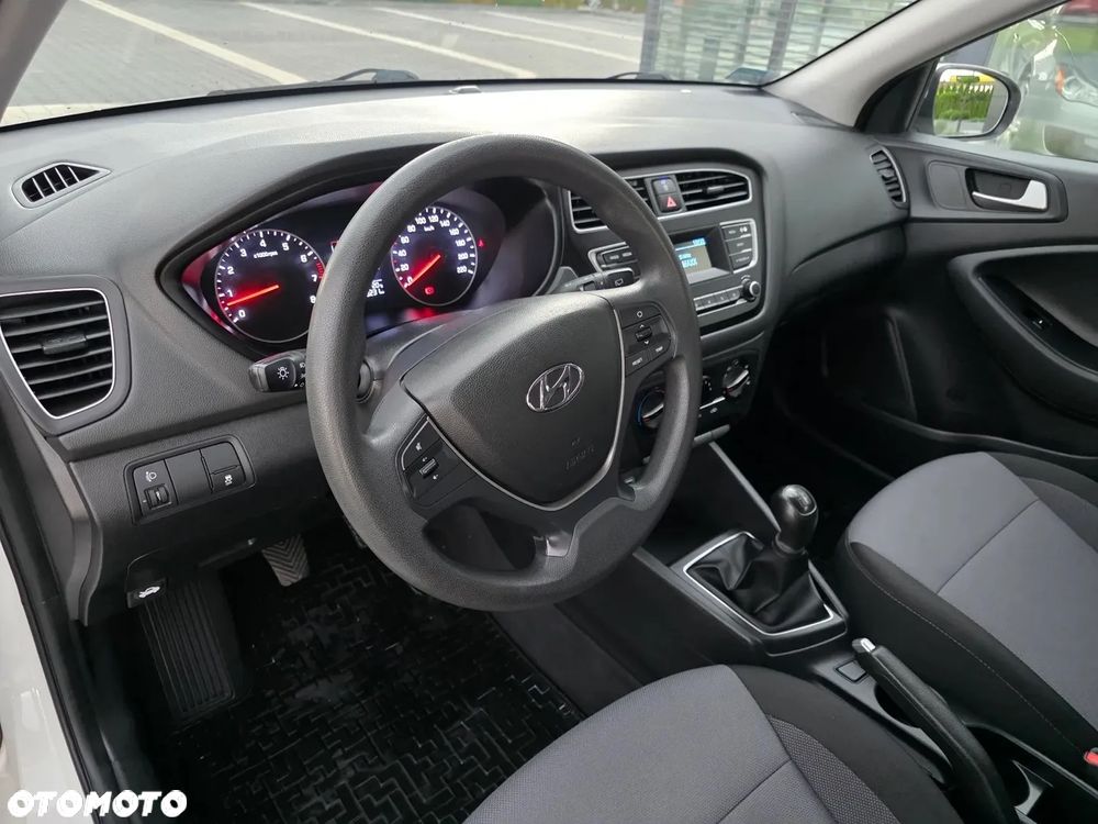 Hyundai i20 1.2 Comfort - 16