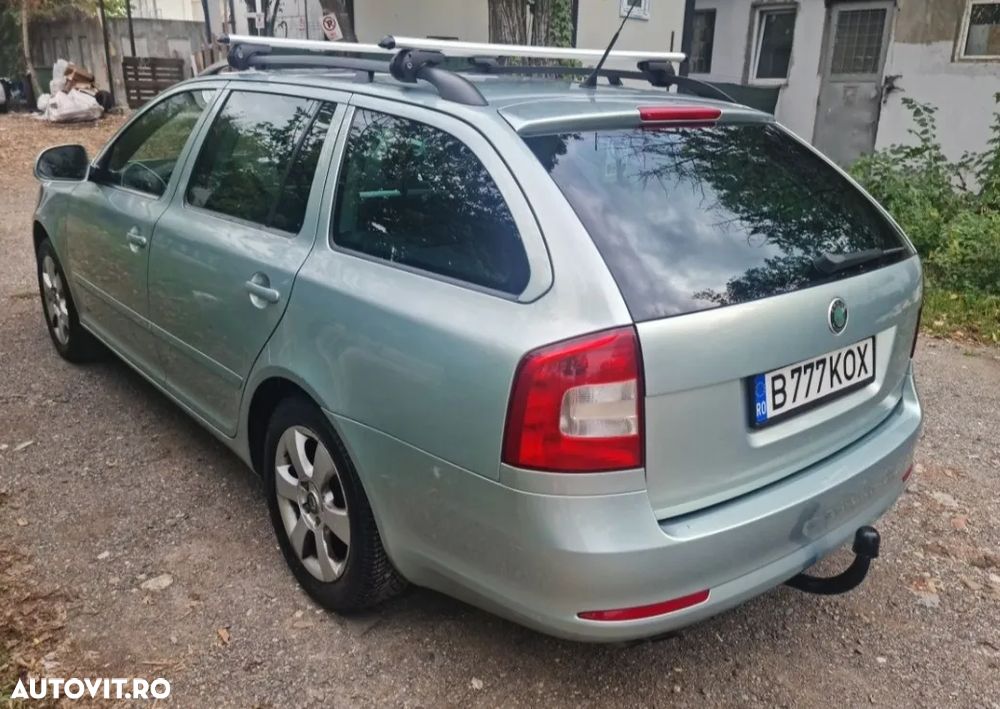 Skoda Octavia 1.8 TSI DSG Ambiente - 3