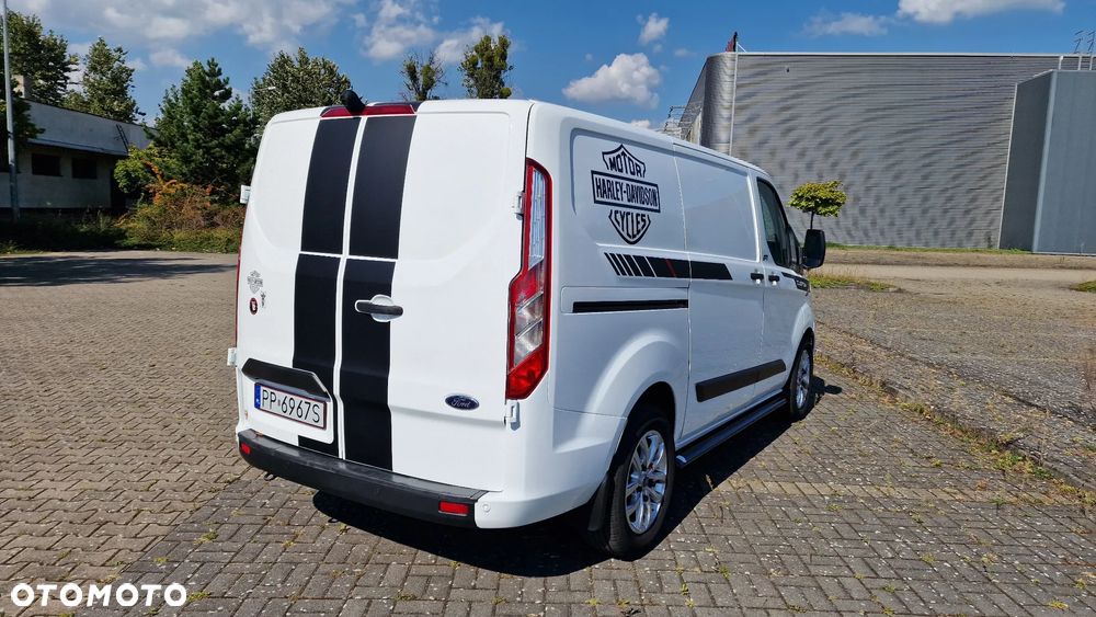 Ford Transit Custom - 13