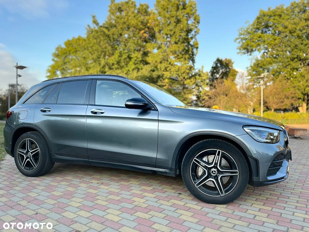 Mercedes-Benz GLC 200 4-Matic - 2
