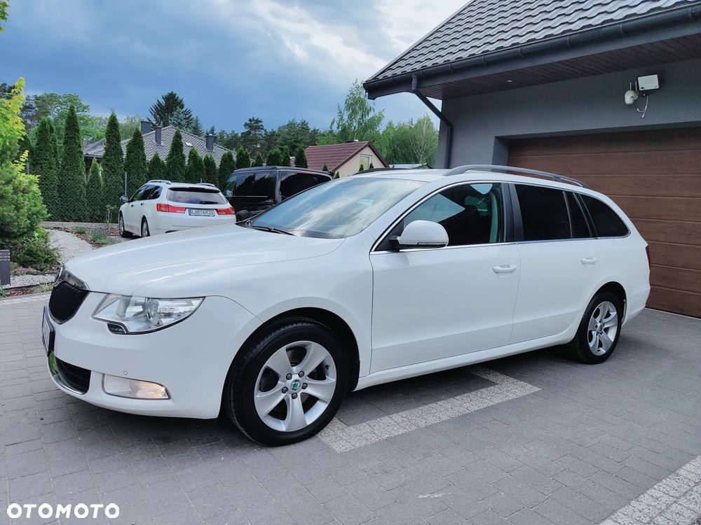 Skoda Superb 2.0 TDI Green tec Ambition - 32