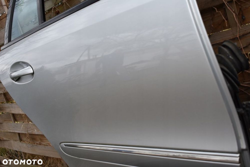 MERCEDES W211 KOMBI DRZWI PRAWE TYLNE 744 ORYGINAŁ - 10