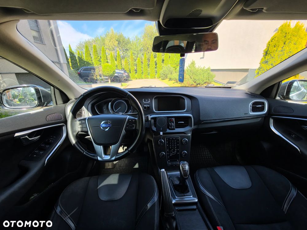 Volvo V40 D2 Kinetic - 13