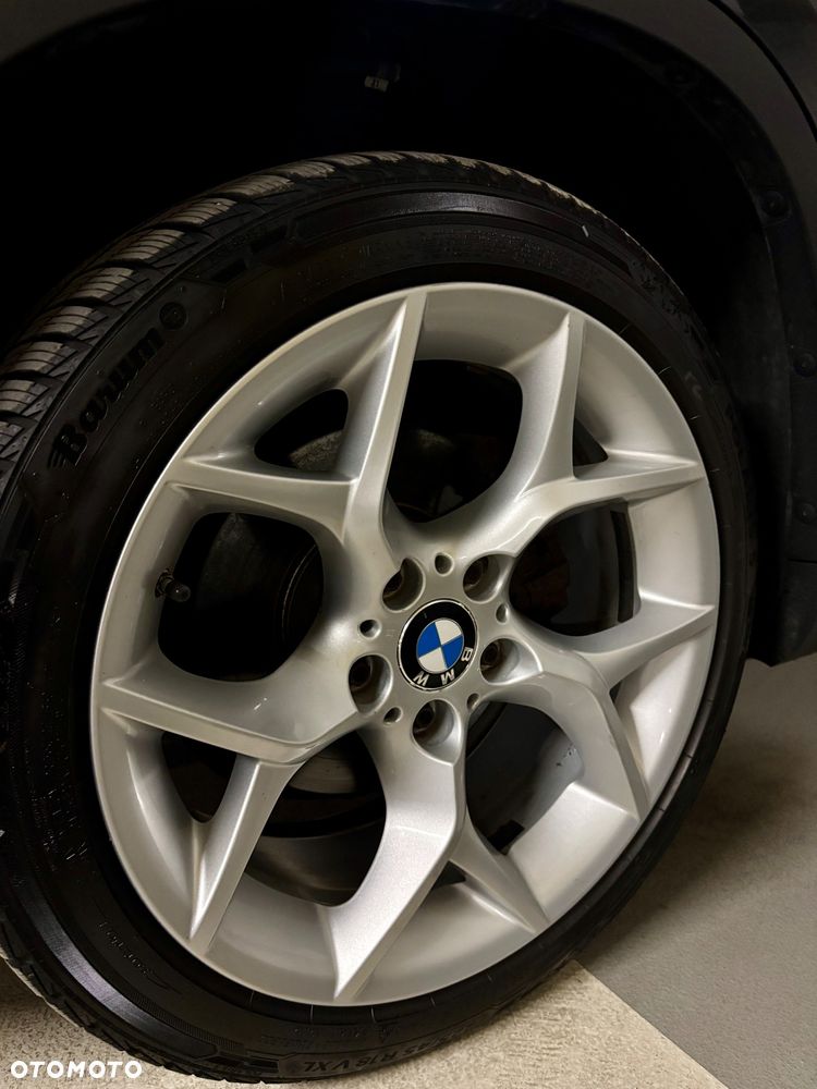 BMW X1 xDrive18d - 11