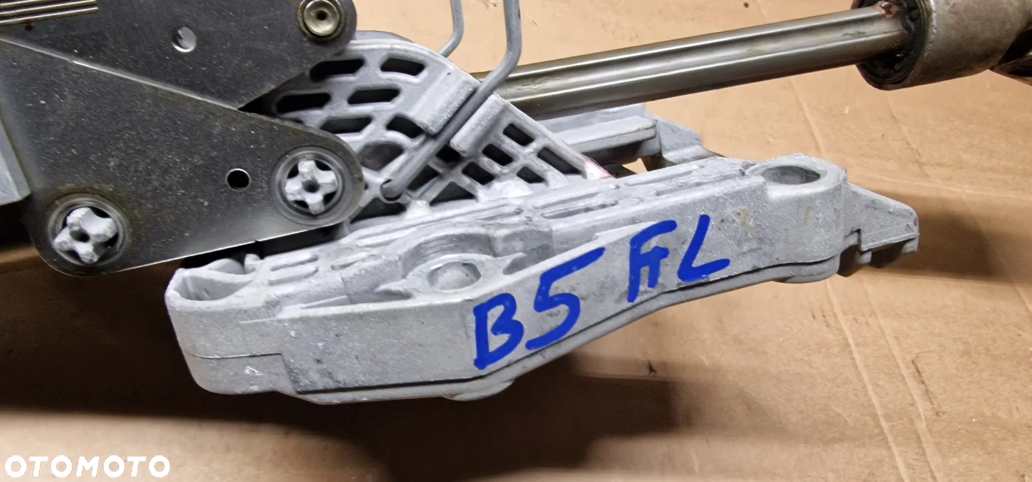 Kolumna kierownicza krzyżak VW Passat B5 FL 3B0419502F - 9