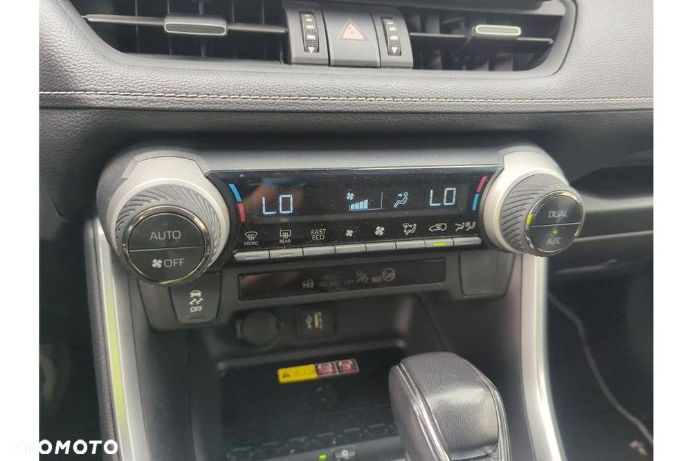 Toyota RAV4 - 9