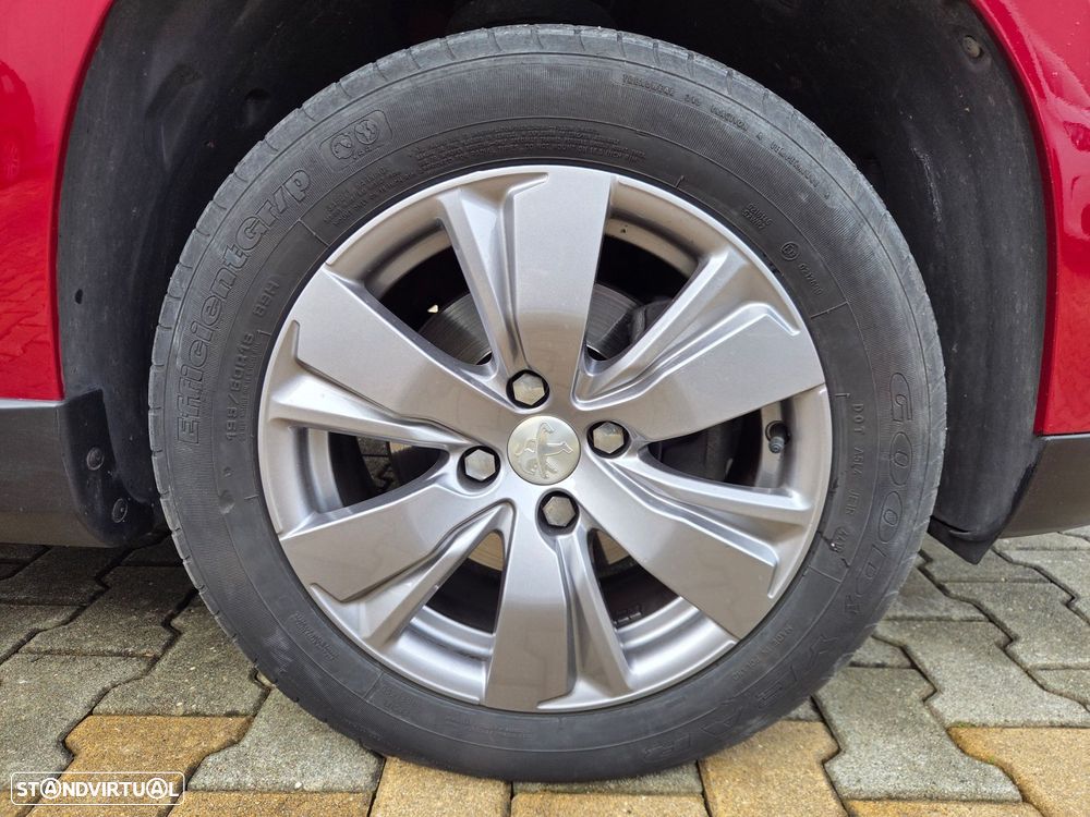 Peugeot 2008 1.5 BlueHDi Style - 21