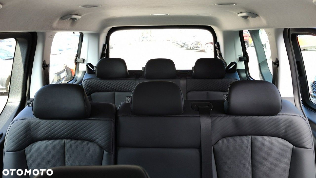 Hyundai Staria - 30