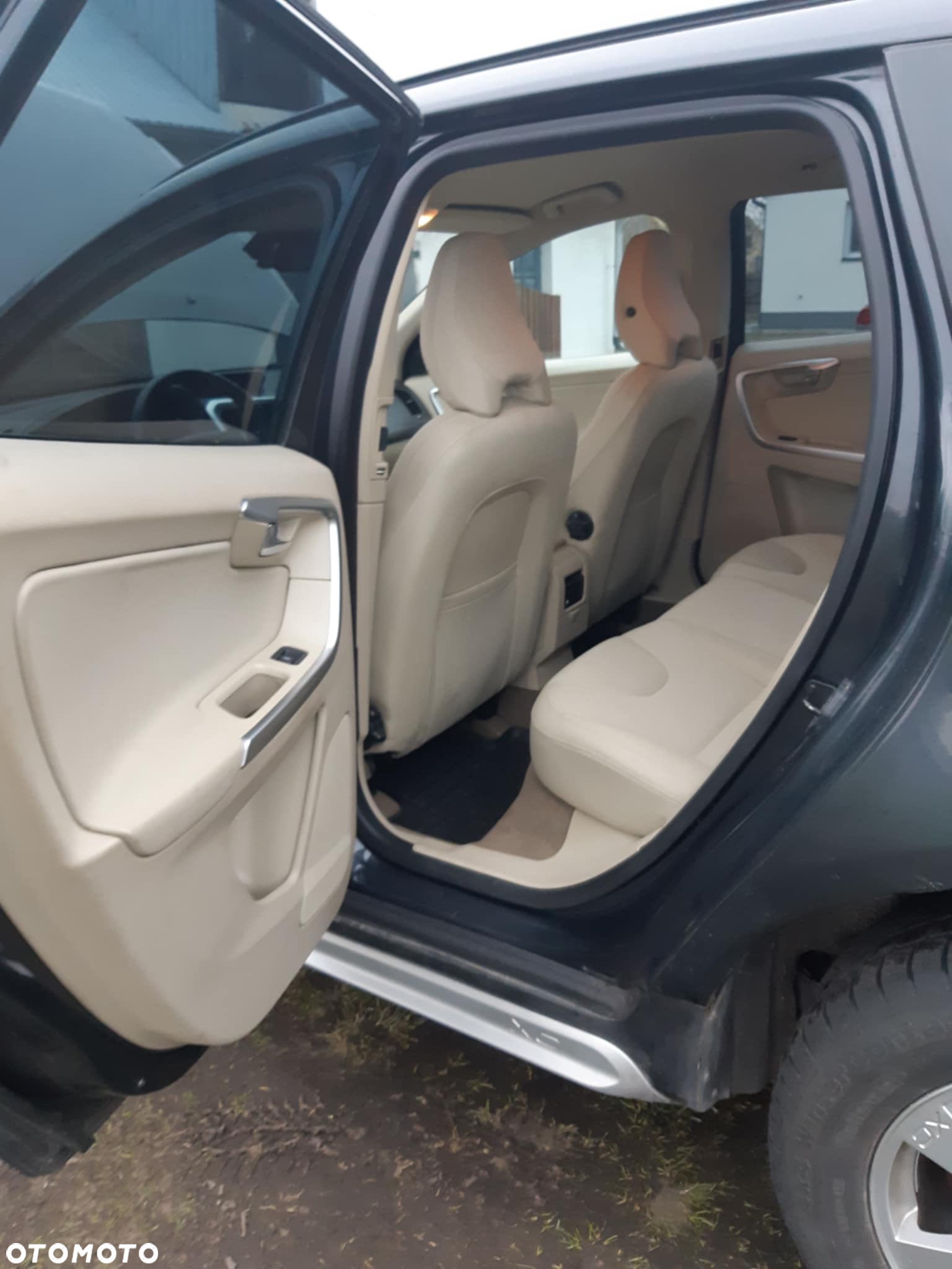 Volvo XC 60 - 11