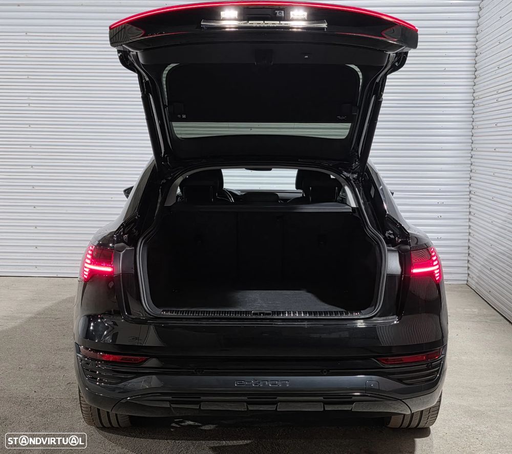 Audi Q8 e-Tron Sportback 55 quattro Advanced - 11