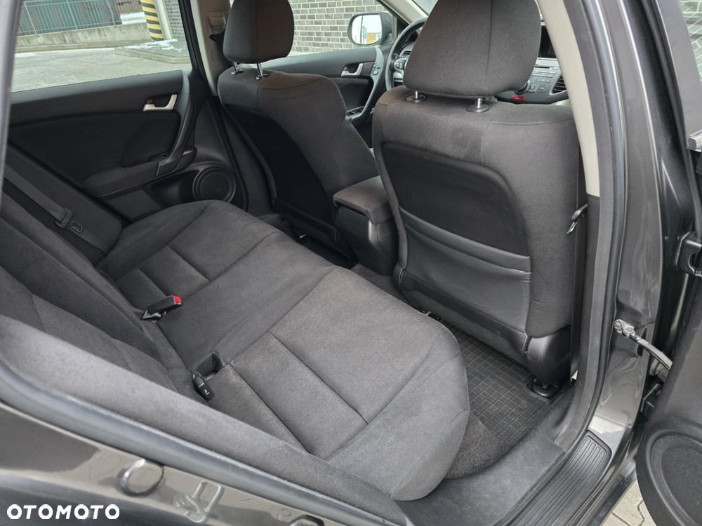 Honda Accord 2.0 Executive - 22