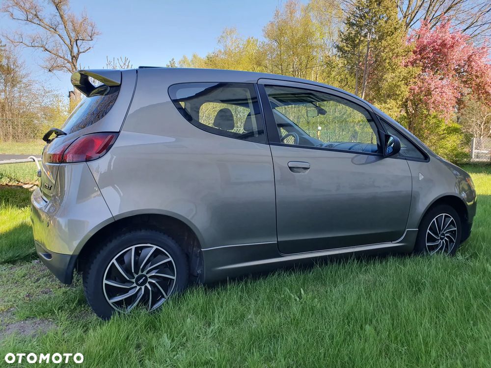 Mitsubishi Colt - 3