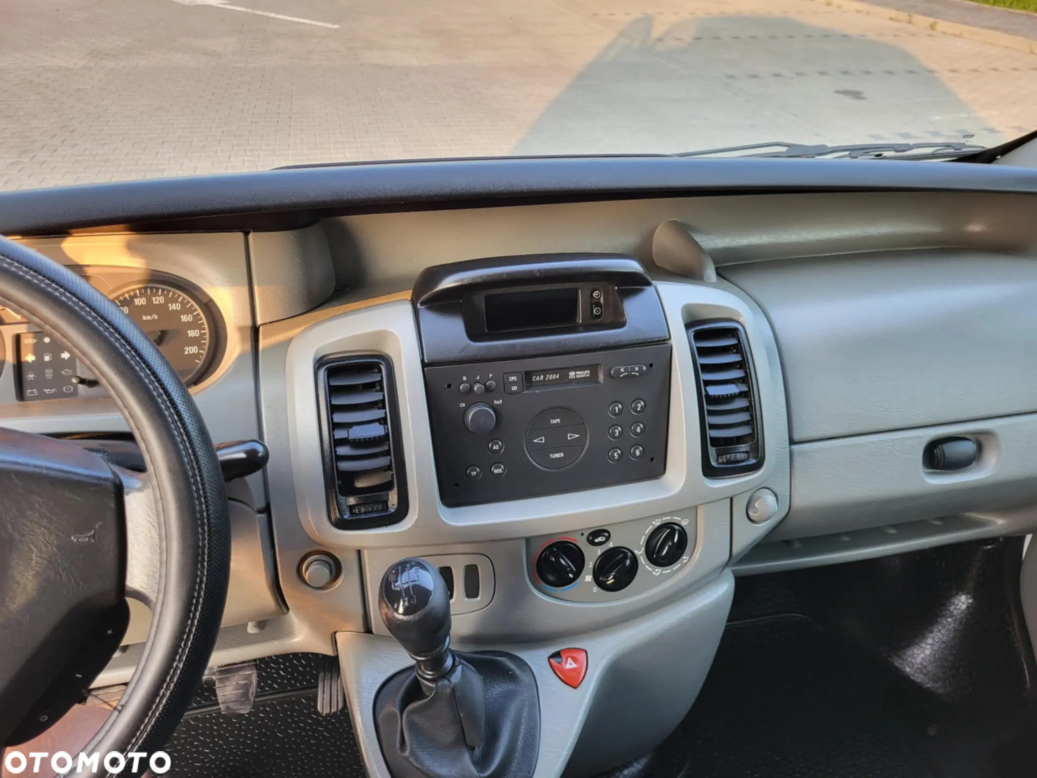 Opel Vivaro - 17