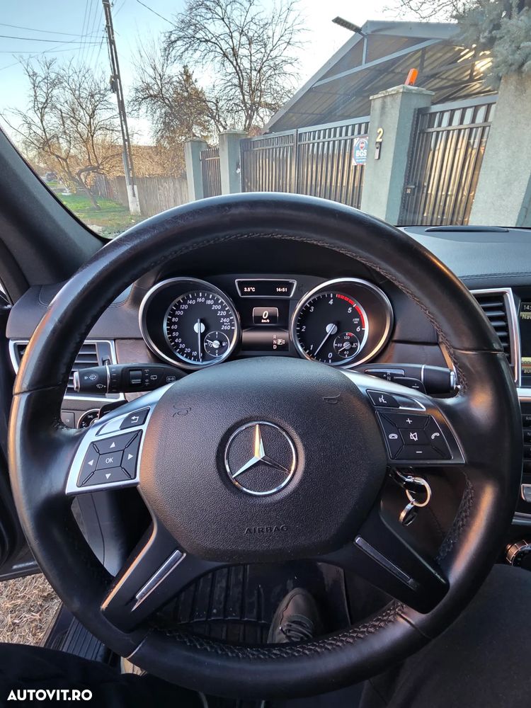 Mercedes-Benz ML 350 BlueTEC 4MATIC 7G-TRONIC - 15